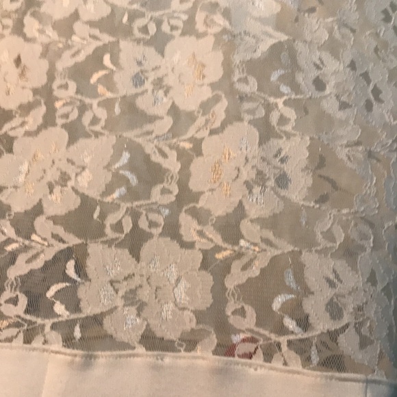 Gorgeous cream Body con. - Picture 4 of 4